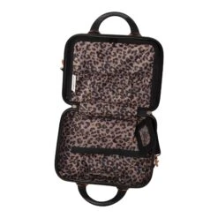 IT Luggage Glitzy - 5pc Set (Black) -Travel Bag Store 33109 UK16 2888A15SSInterior 2ce22dcb c32e 4e3c 9cab 552d5fc9e25a