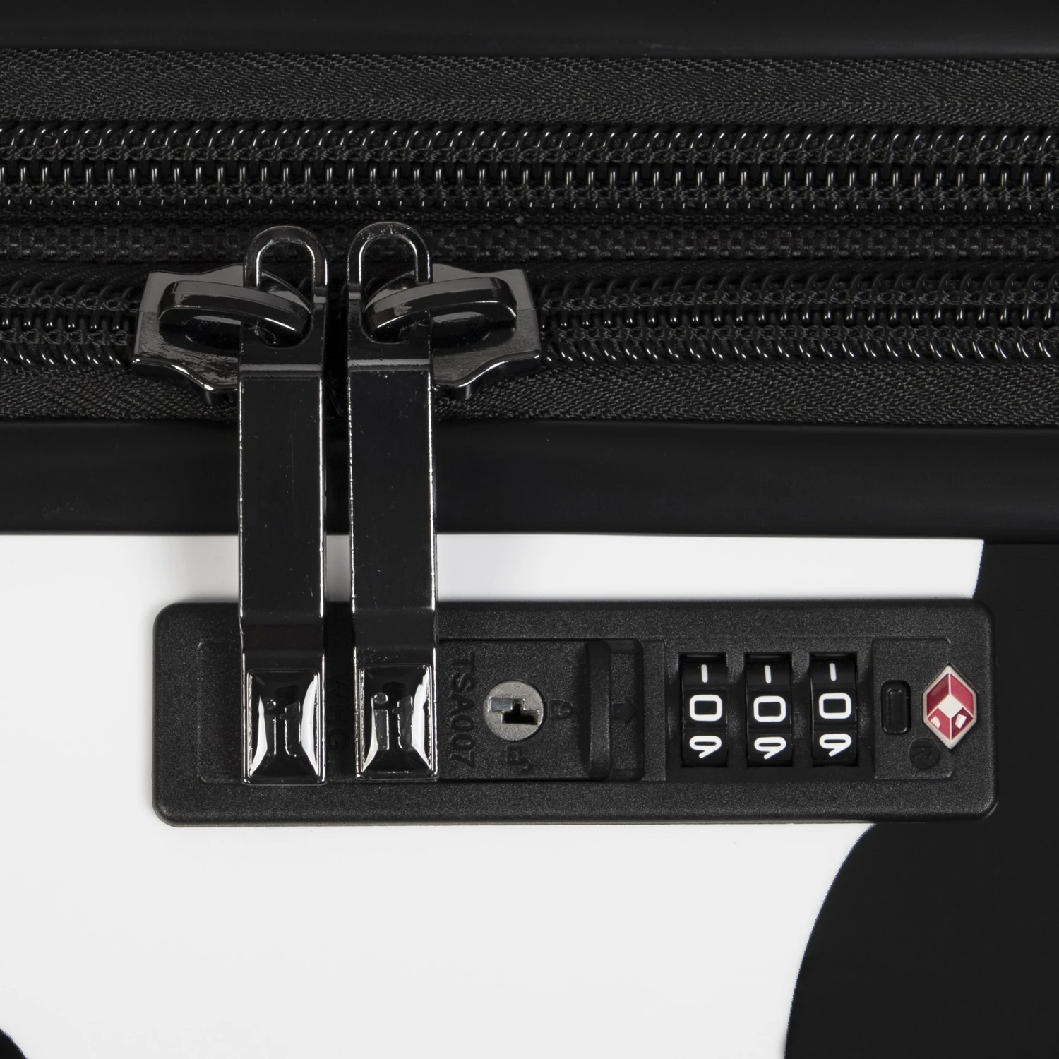 IT Luggage Indulging II - 4pc Set (Moo Cow Print) 19 IT Luggage Indulging II - 4pc Set (Moo Cow Print) - Image 17