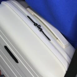 IT Luggage Momentous - Vanity Case (Pumice Stone) 13 IT Luggage Momentous - Vanity Case (Pumice Stone) -Travel Bag Store 5 c4a24aa6 fe02 44e7 bc18 199a5bb77b3a