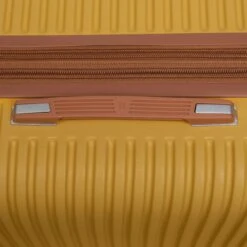 IT Luggage Replicating - 3pc Set (Honeycomb) 21 IT Luggage Replicating - 3pc Set (Honeycomb) -Travel Bag Store 61586 US16 2632 08HoneycombSSHandle